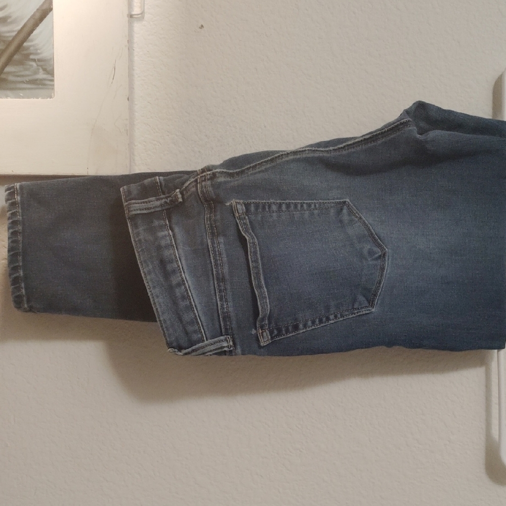 Lucky Brand Women's Dark Blue Straight Leg Jeans